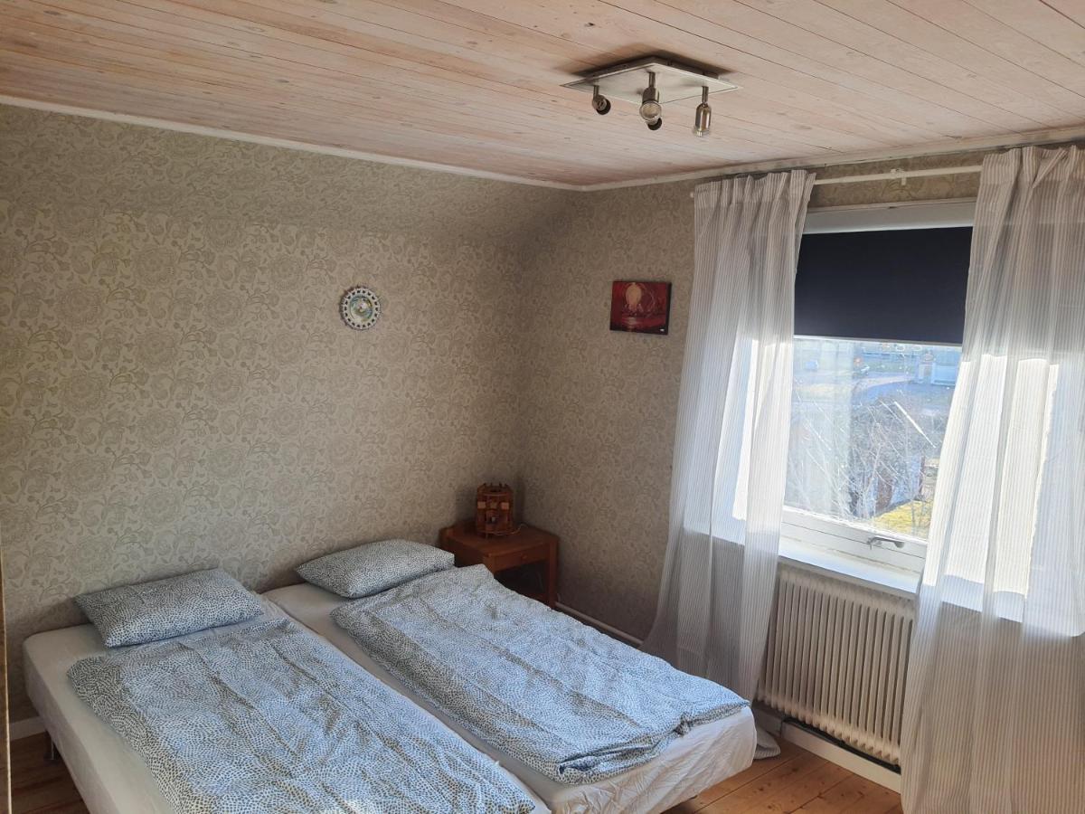 Liten Laegenhet 2 + 2 Pers Fågelfors Екстериор снимка