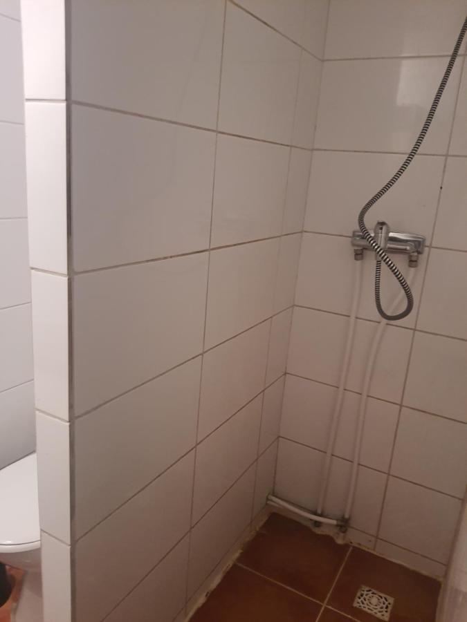 Liten Laegenhet 2 + 2 Pers Fågelfors Екстериор снимка